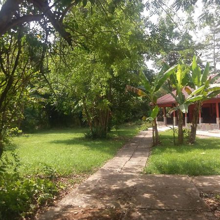 Big Foot Safari Lodge Wli Afegame Экстерьер фото