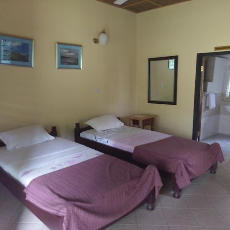 Big Foot Safari Lodge Wli Afegame Экстерьер фото
