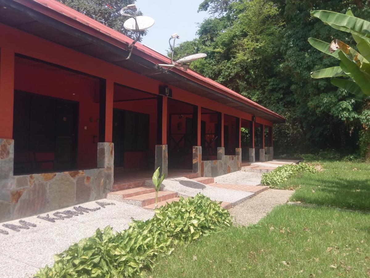 Big Foot Safari Lodge Wli Afegame Экстерьер фото